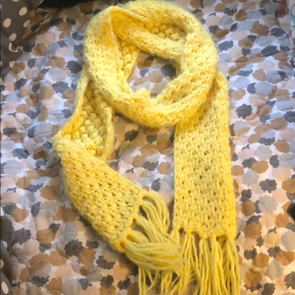 Yellow scarf